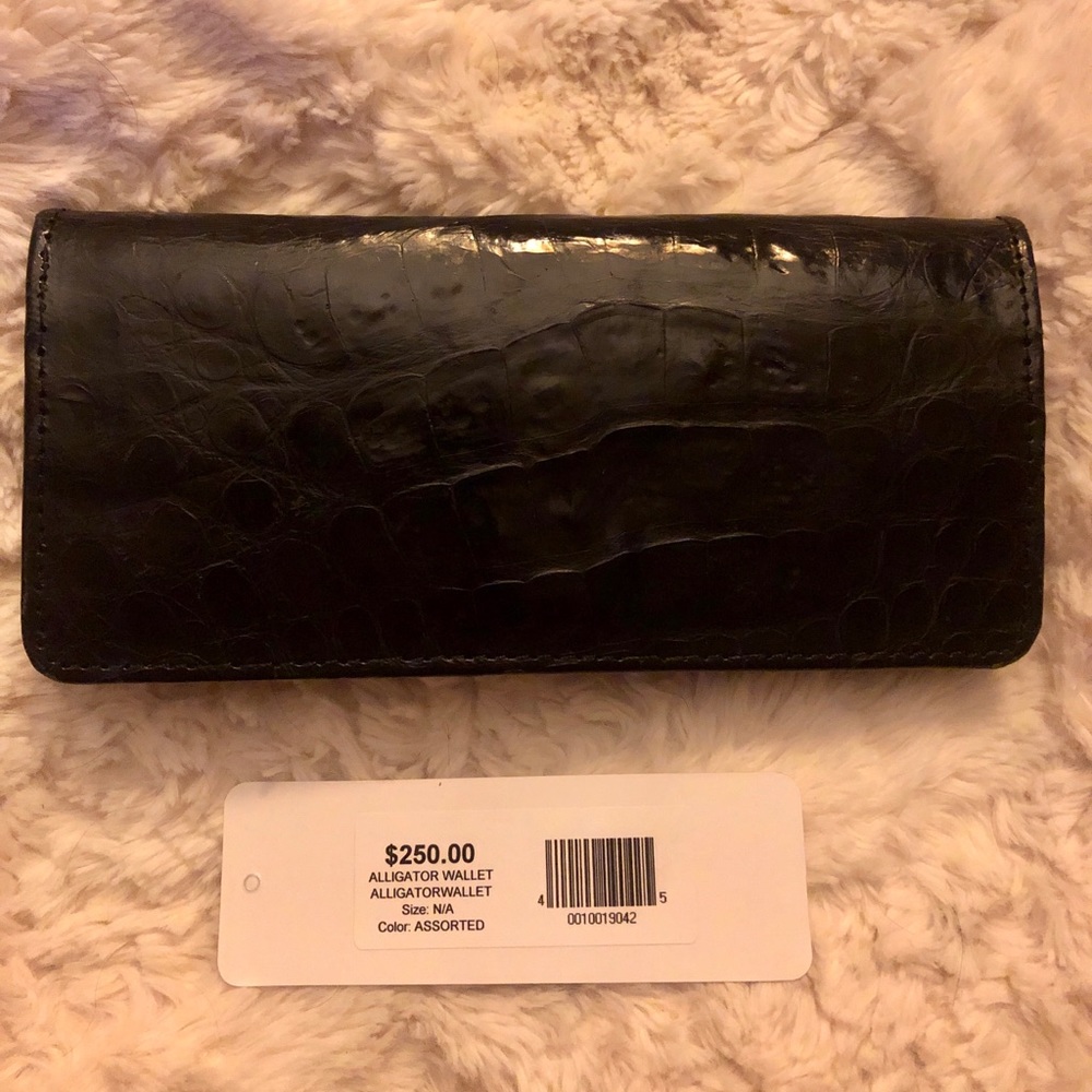 Brand New Authentic Alligator Wallet